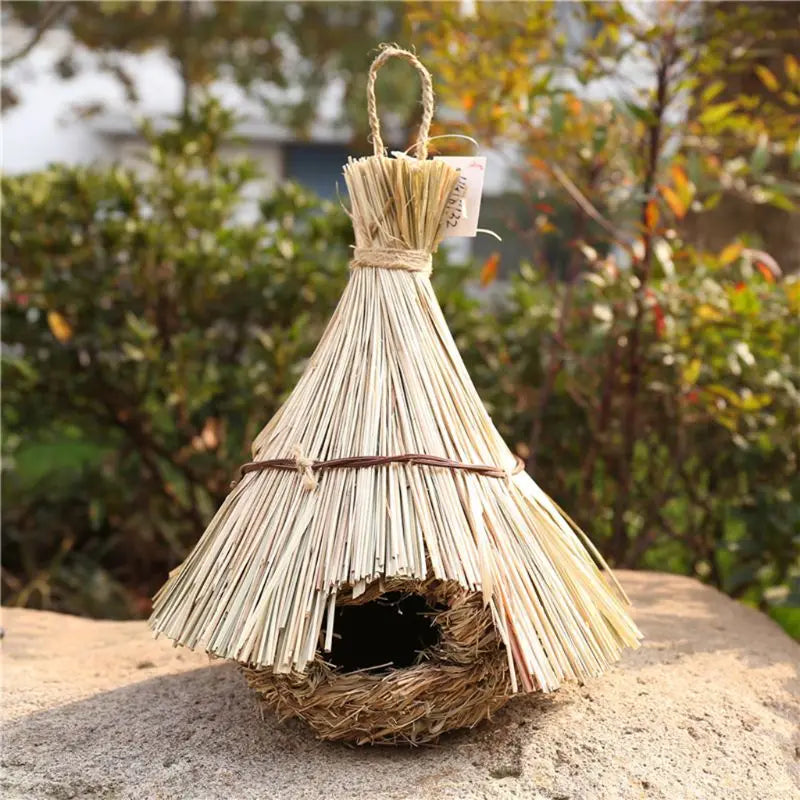 18 Style Birds Nest Bird Cage Natural Grass Egg Cage Bird House Outdoor Decorative Weaved Hanging Parrot Nest Houses Pet Bedroom