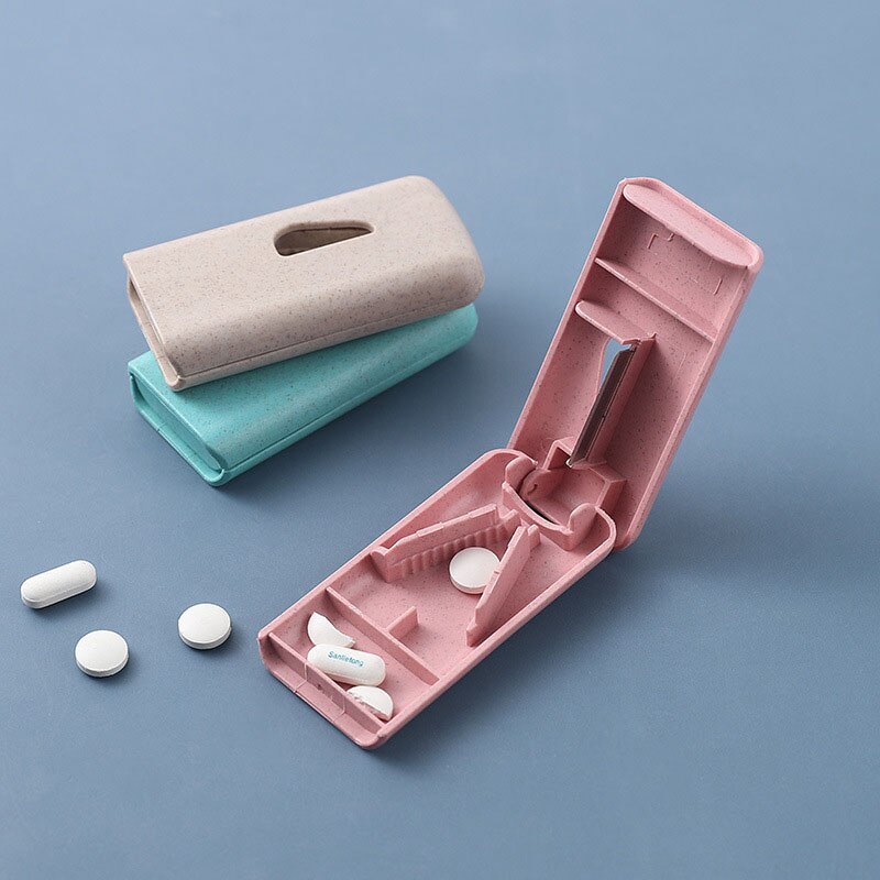 1PC Medicine Pill Holder Tablet Cutter Splitter Pill Case Mini Useful Portable Storage Box Pill Tablet Pill Cutter Divider