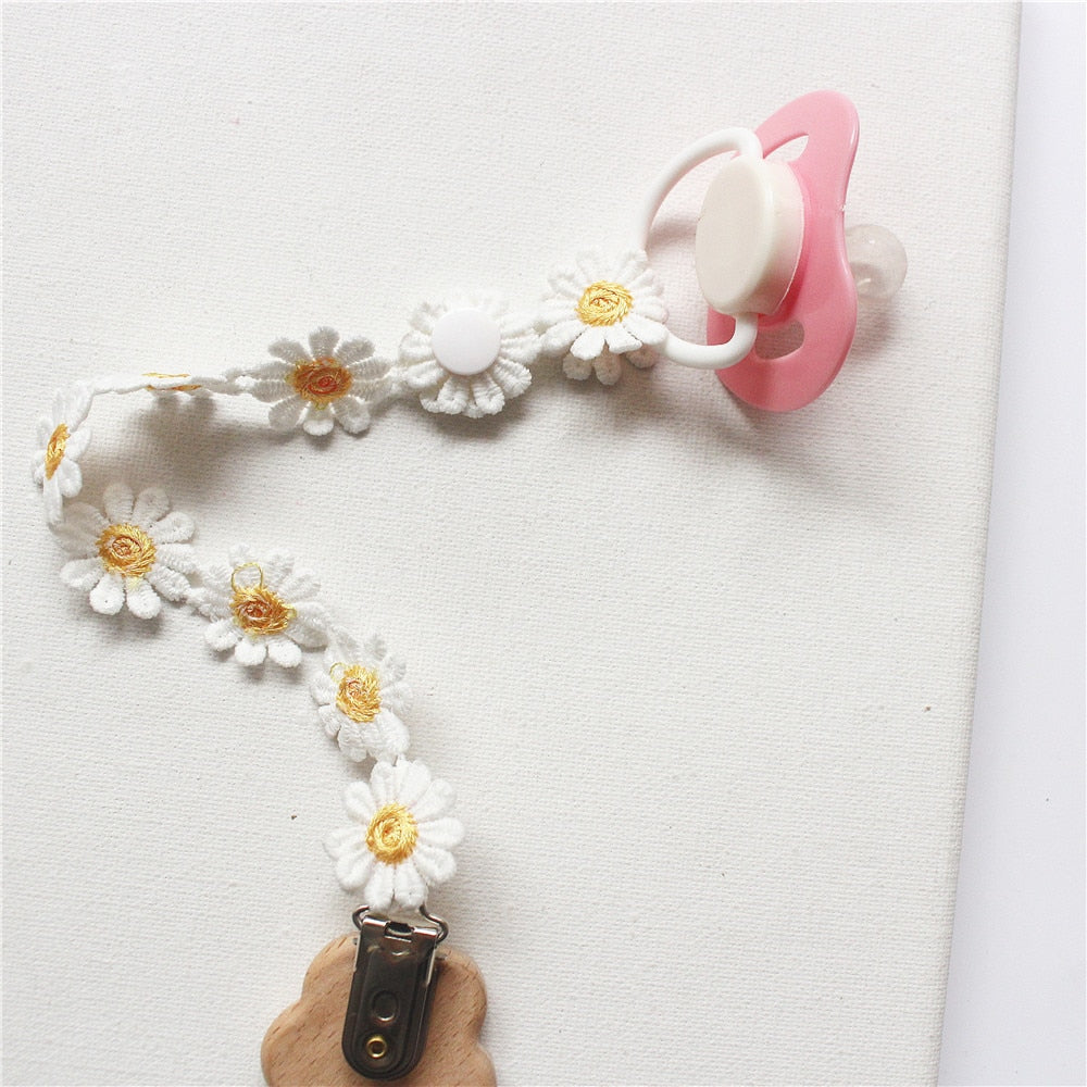 Baby Pacifier Clip Chain Daisy Lace  Anti-lost Pacifier Holder Wooden Teether Toy