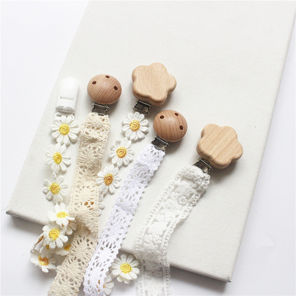 Baby Pacifier Clip Chain Daisy Lace  Anti-lost Pacifier Holder Wooden Teether Toy