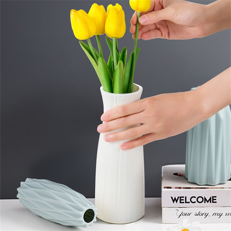 Nordic Plastic Flower Vase Unbreakable Anti-Ceramic Vases European Imitation Rattan Pot